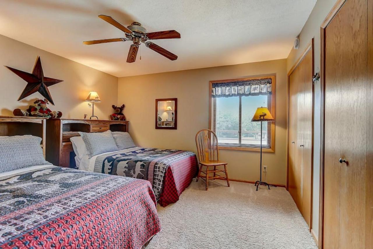 Brown Family Condo For Families Golf Trips And Girls Getaways Wisconsin Dells Dış mekan fotoğraf