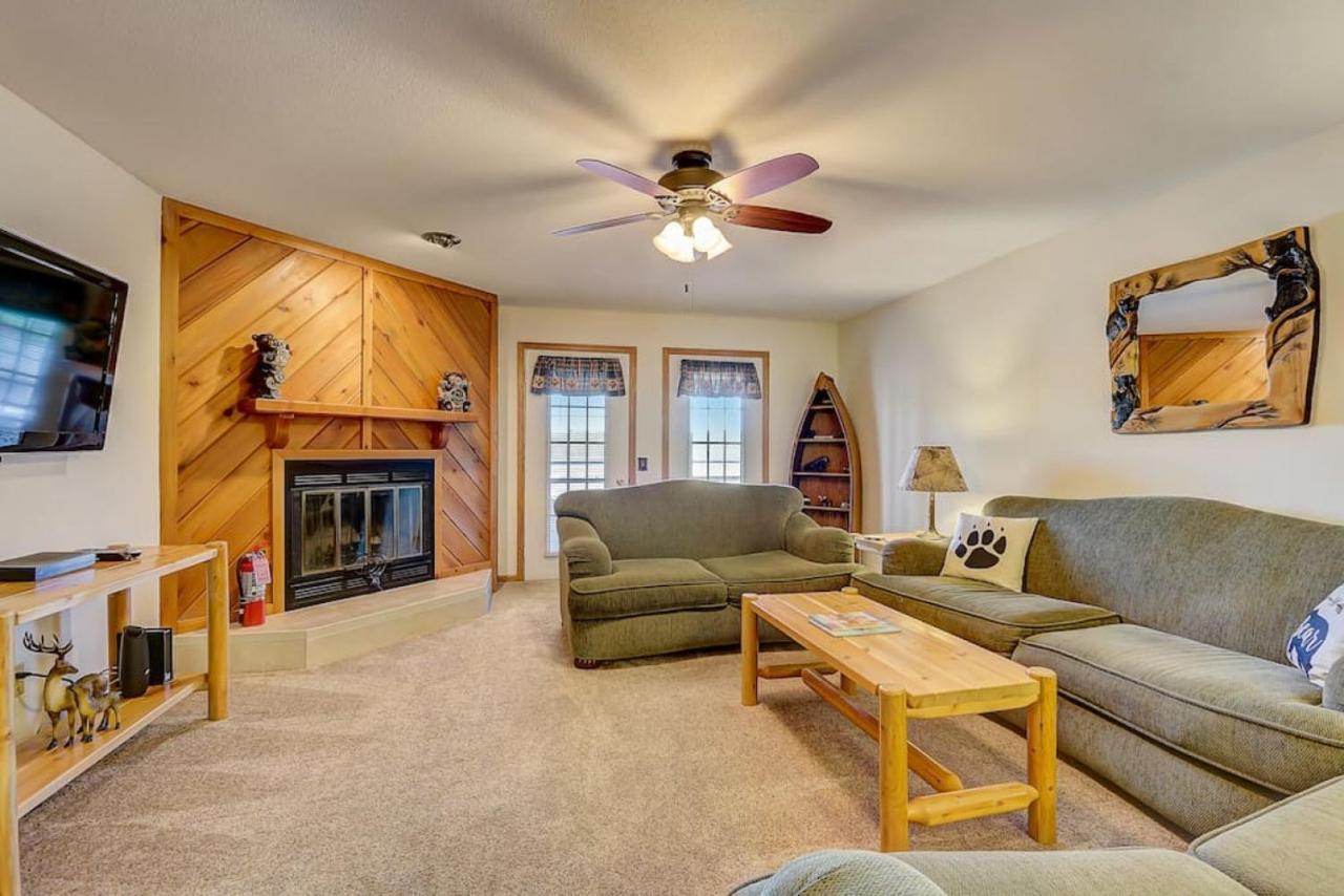 Brown Family Condo For Families Golf Trips And Girls Getaways Wisconsin Dells Dış mekan fotoğraf